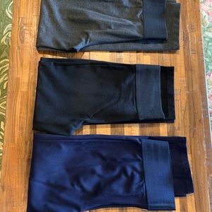 Pants by Peter Nygard. Navy. Size L 14-16.